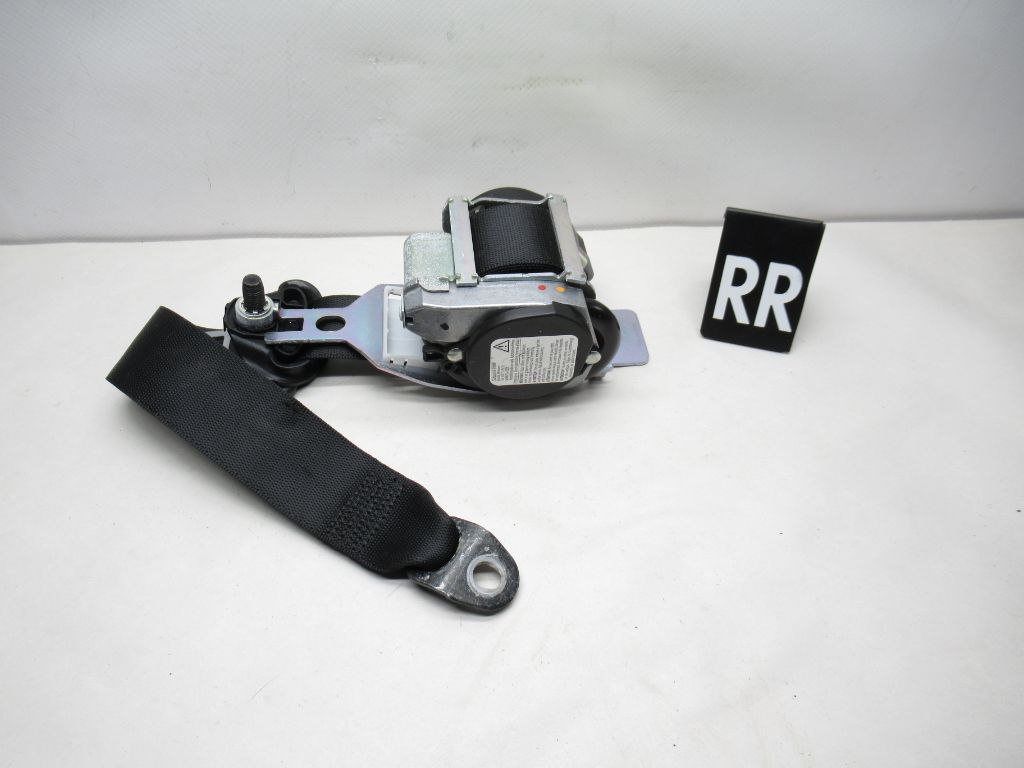 13-19 Mercedes GLS450 Right Rear 2nd Row Seat Belt Retractor A16686014869 OEM