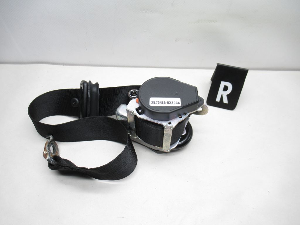 2013-2019 Mercedes GL450 Right Rear 2nd Row Seat Belt Retractor A16686018869 OEM