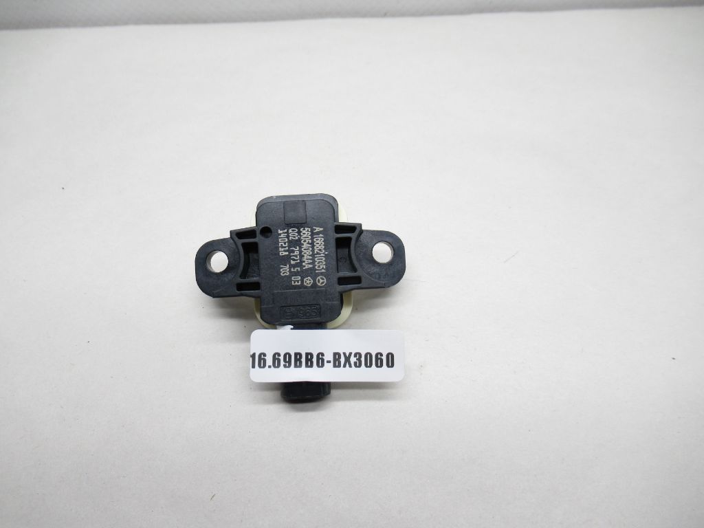 2012-2015 MERCEDES  ML350 W166 Bag Sensor A1668210351 OEM