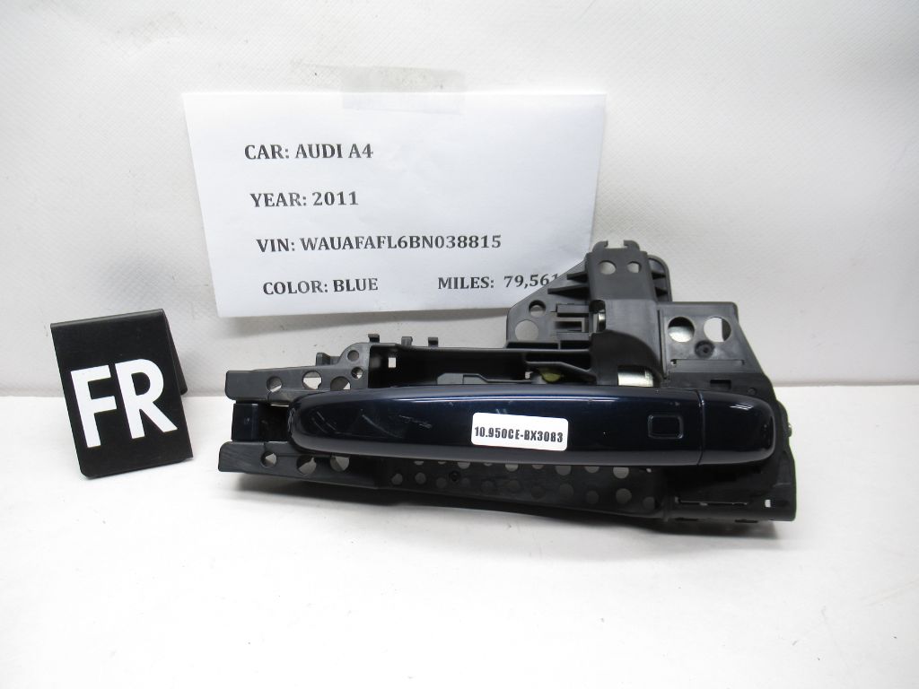 2011-2012 Audi A4 Front Right Exterior Door Handle Assembly 8T0837886A OEM