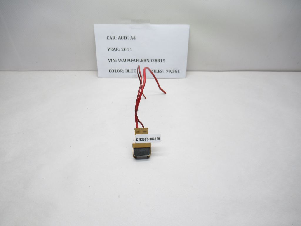 2011-2014 Audi A4 Thermal Fuse Relay 443937105B OEM