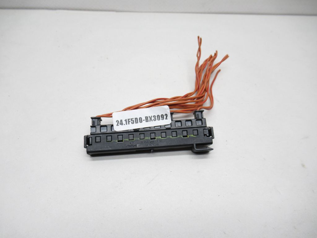 01-07 Mercedes Benz C230 C240 Wiring Connector Plug Pigtail 0025467940 OEM