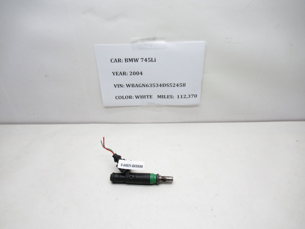2003-2005 BMW 745Li Fuel Injector 7525721 OEM