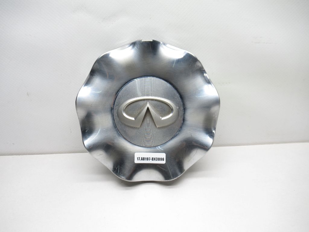 2008-2010 Infiniti QX56 Wheel Center Cap 40315ZQ10A OEM