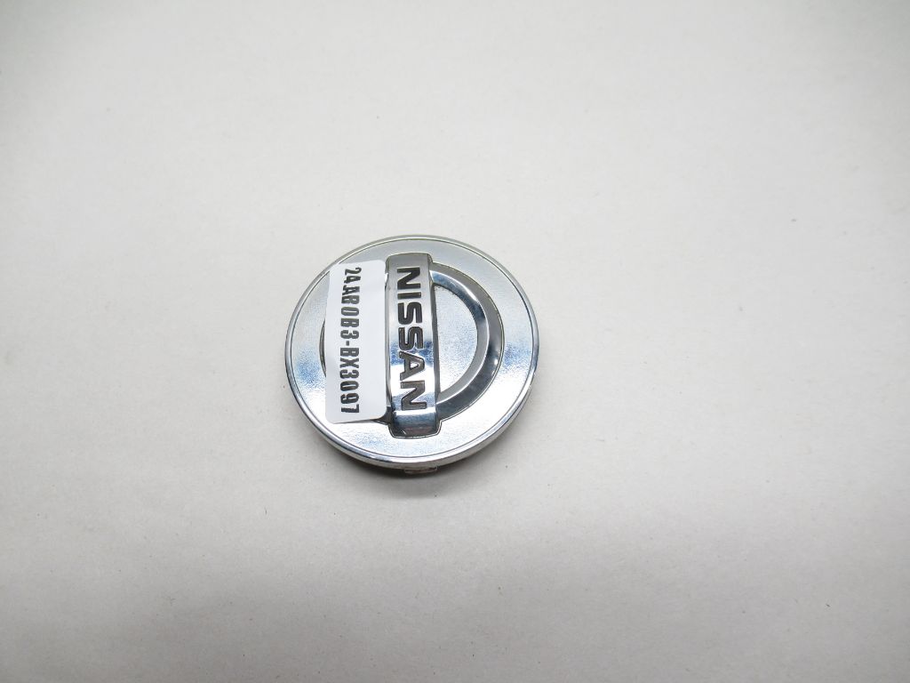 2013-2014 Nissan Sentra Versa Leaf Wheel Center Cap 40343AU51A OEM