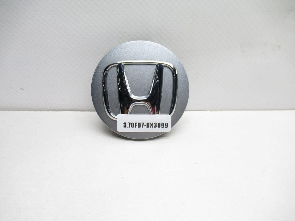 2018-2020 Honda HR-V Wheel Center Cap 44742-T7W-A01 OEM