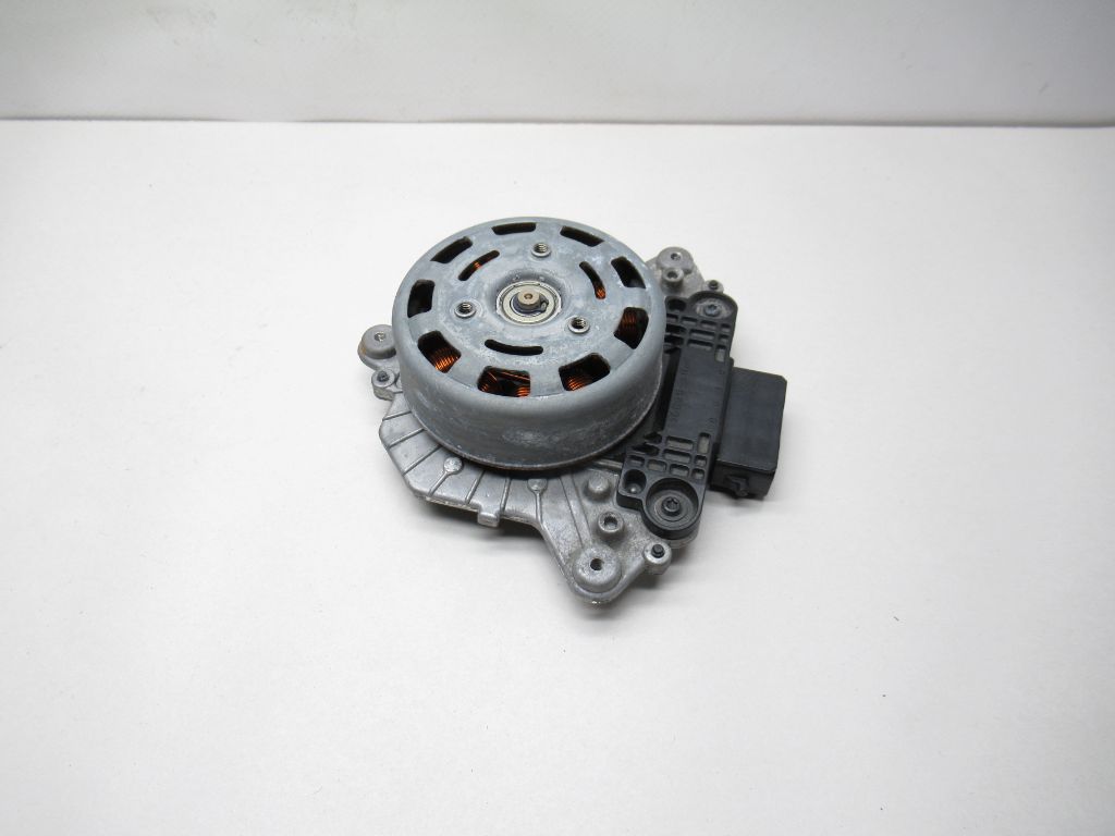17-21 Toyota Prius Prime Right Side Radiator Fan And Motor Assy 16363-37100 OEM