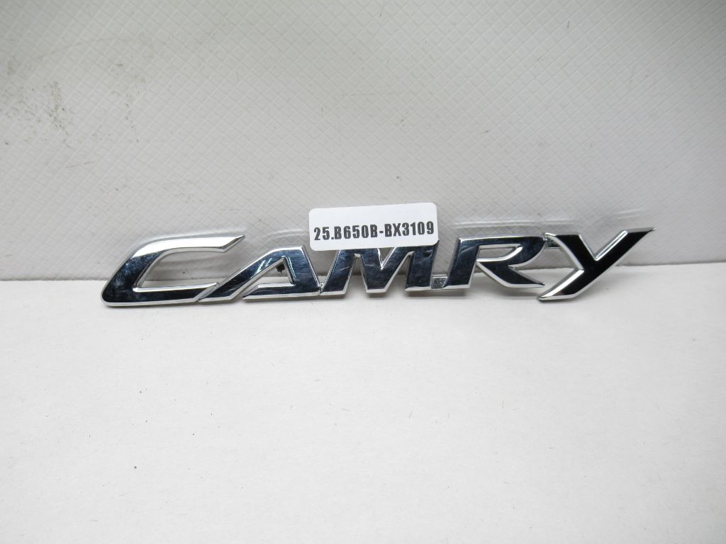 2007-2011 Toyota Camry Trunk Script Emblem 75442-06050 OEM