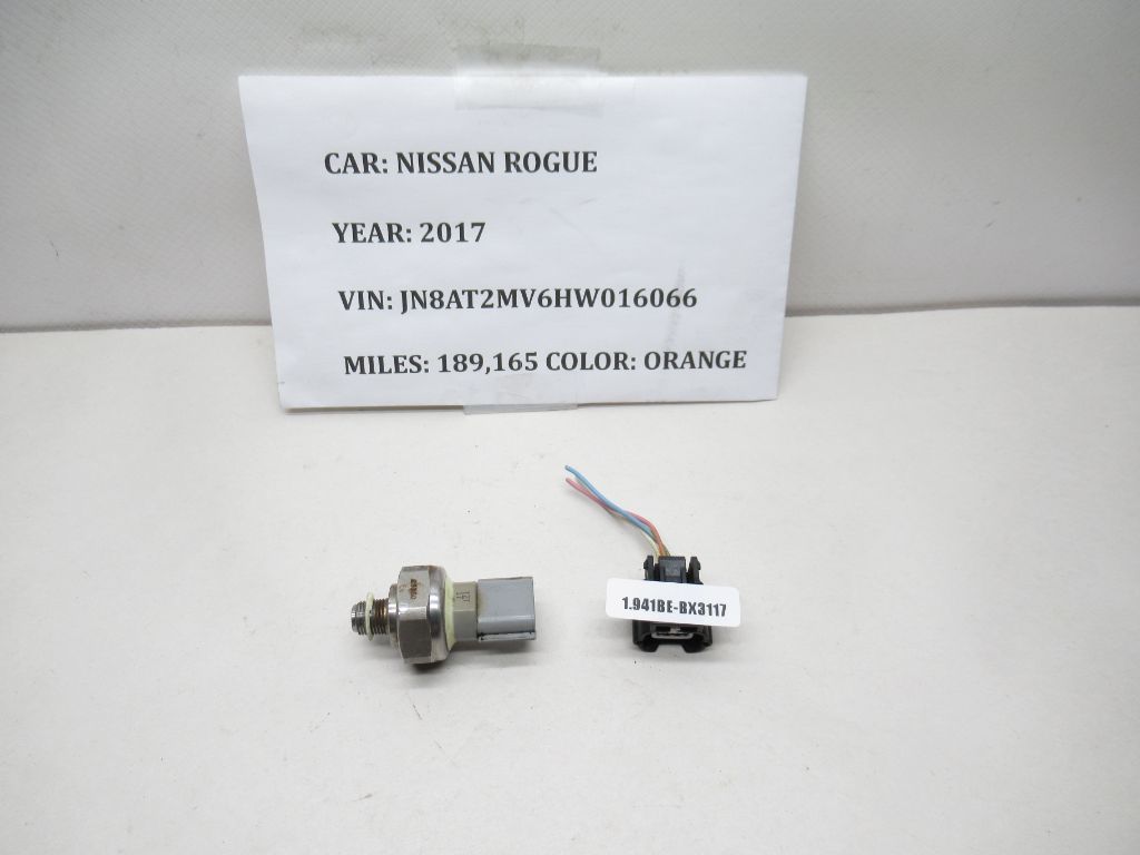 15-17 Nissan Rogue Engine Oil Pressure Sensor 250703JT0A OEM