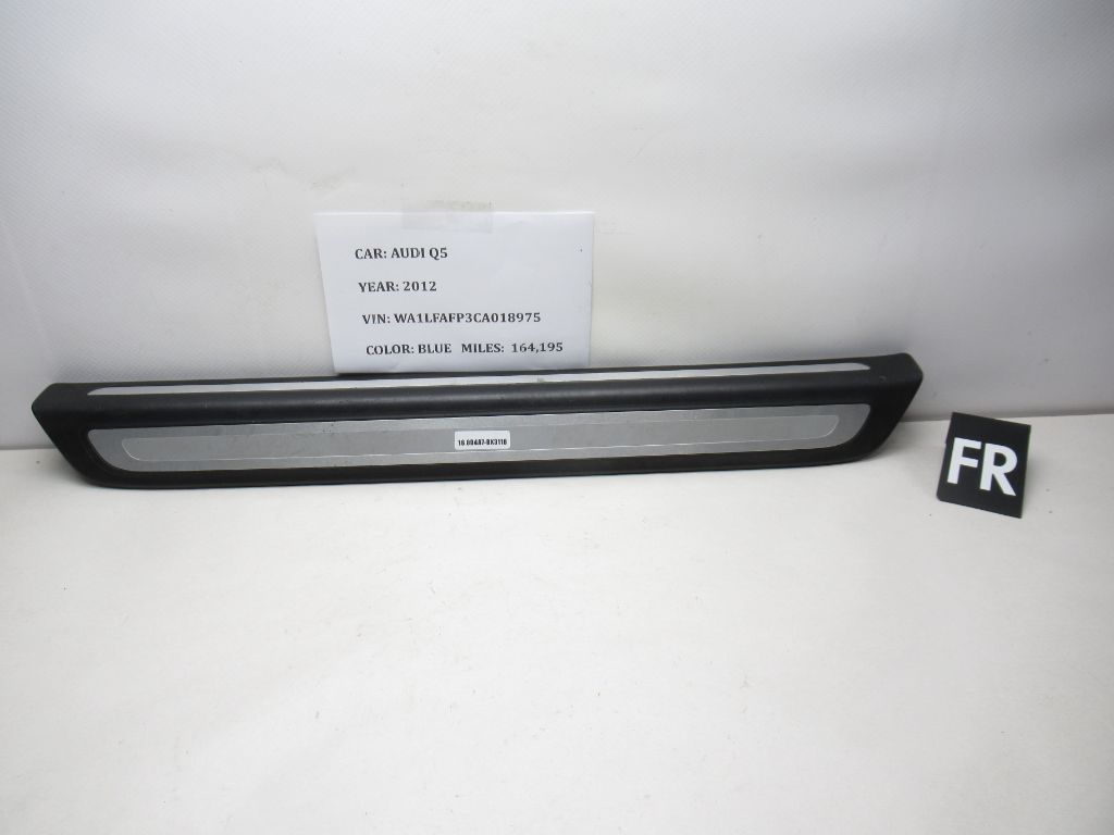 2010-2015 Audi Q5 Right Front Door Sill Scuff Plate Trim Cover 8R0853374A OEM