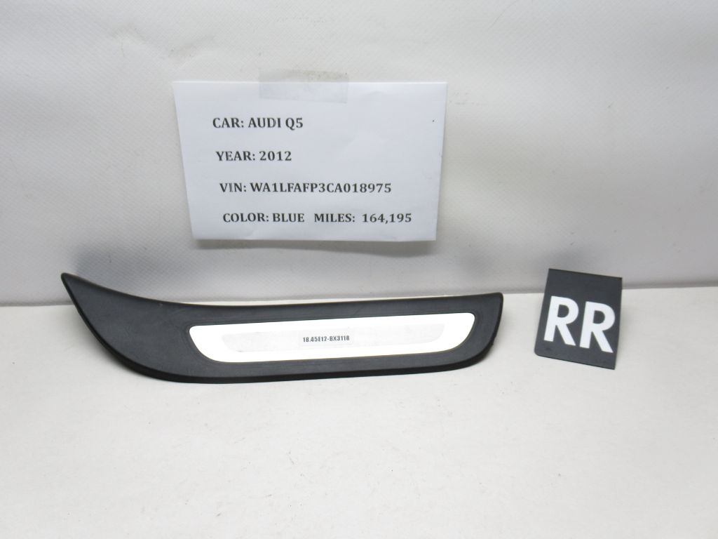 2010-2015 AUDI Q5  REAR Right DOOR SILL Scuff Plate 8R0853376A OEM