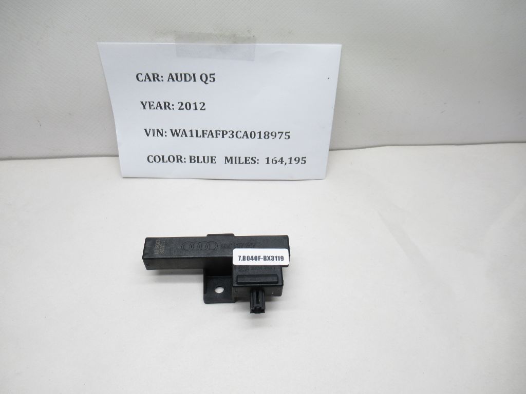 09-18 AUDI Q5 Rear Keyless Entry Antenna Module 8K0907247 OEM