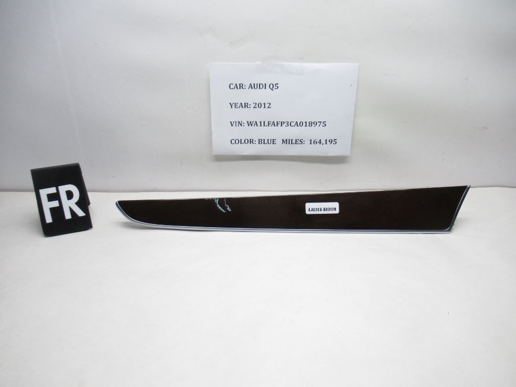 2009-2012 AUDI Q5 Right Door TRIM Panel 8R0867410B OEM