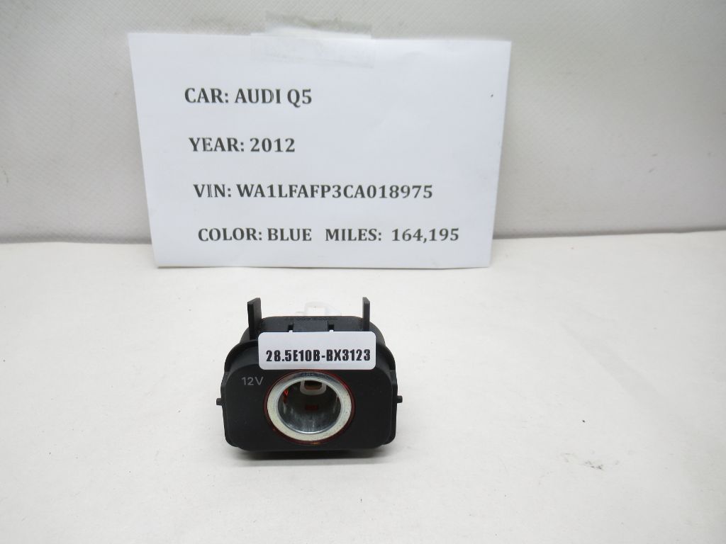 09-12 Audi Q5 Center Console Power Outlet Socket 8K0919565 OEM