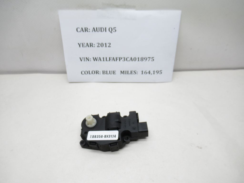 2009-2017 Audi Q5 A/C AC Heater Motor Actuator K9749006 OEM