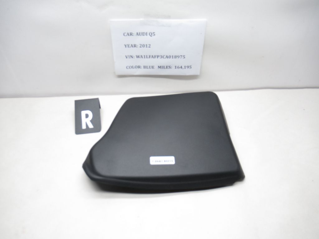 2009-2017 AUDI Q5 Right TAIL Light LAMP BULB Cover 8R0945426A OEM