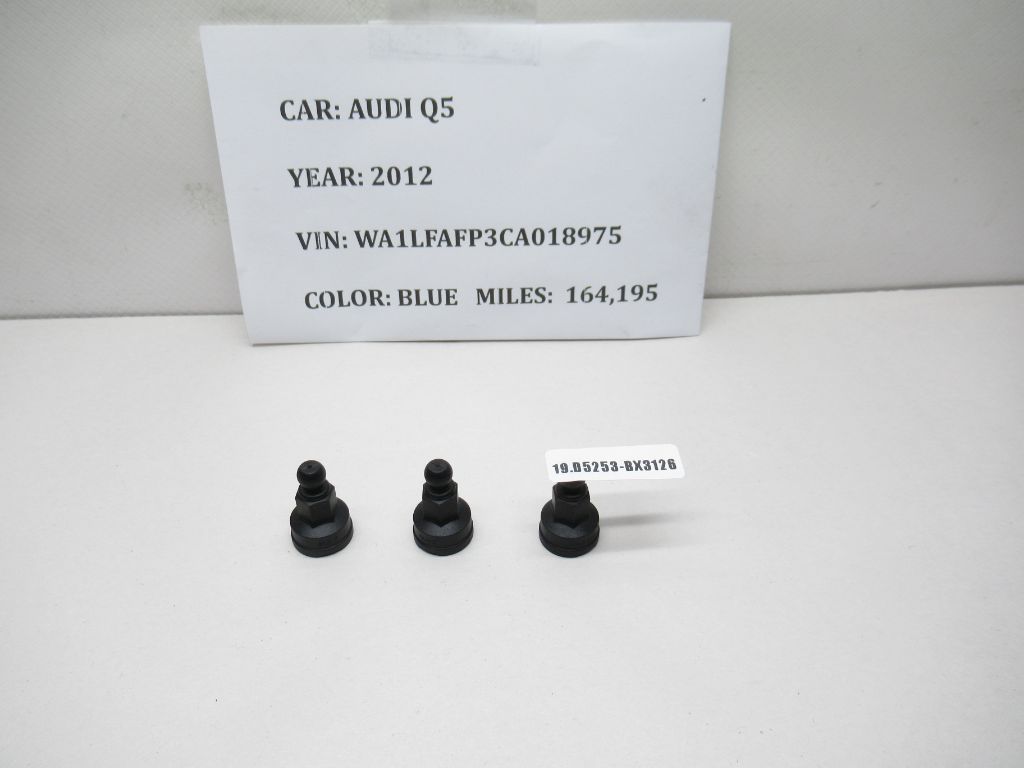 2009-2017 AUDI Q5 REAR TAIL Light x3 CAP NUT 4L0945230A
