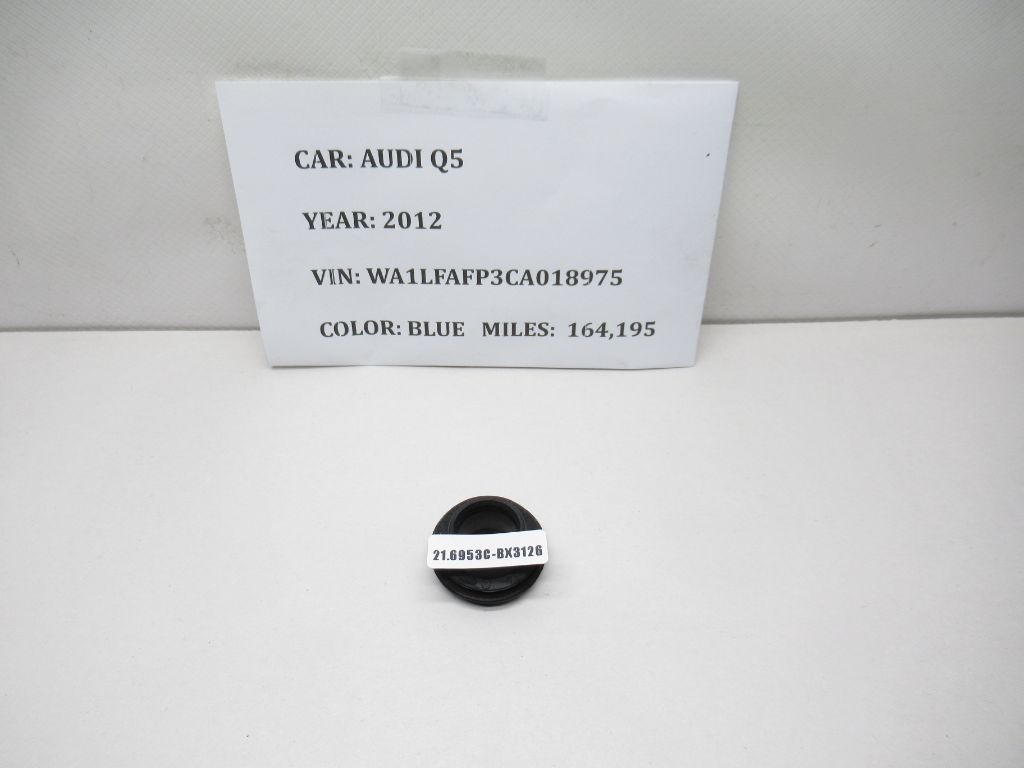 2009-2017 AUDI Q5 Rear Wiper Arm Gasket Seal 8P4955758 OEM