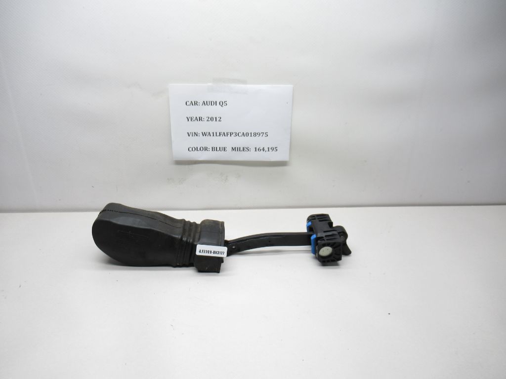 2011-2013 AUDI Q5 Rear Door Check ROD / STOP 8R0839249D OEM