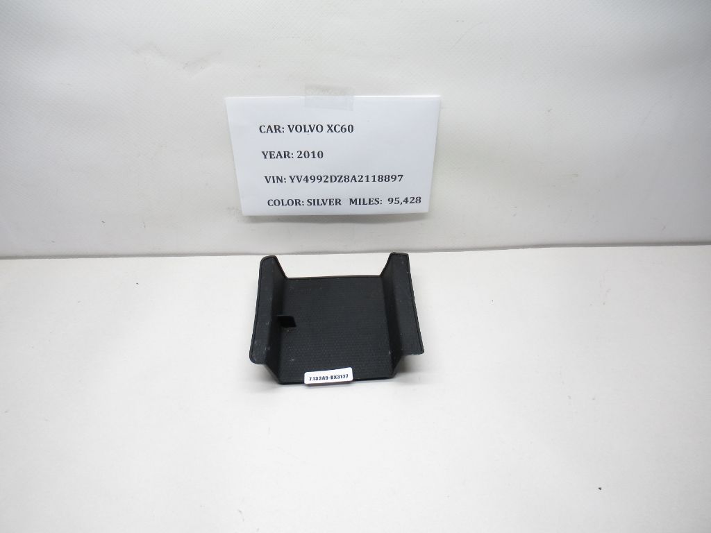 10-18 Volvo XC60 Front Center Console Storage Compartment 30755571 OEM