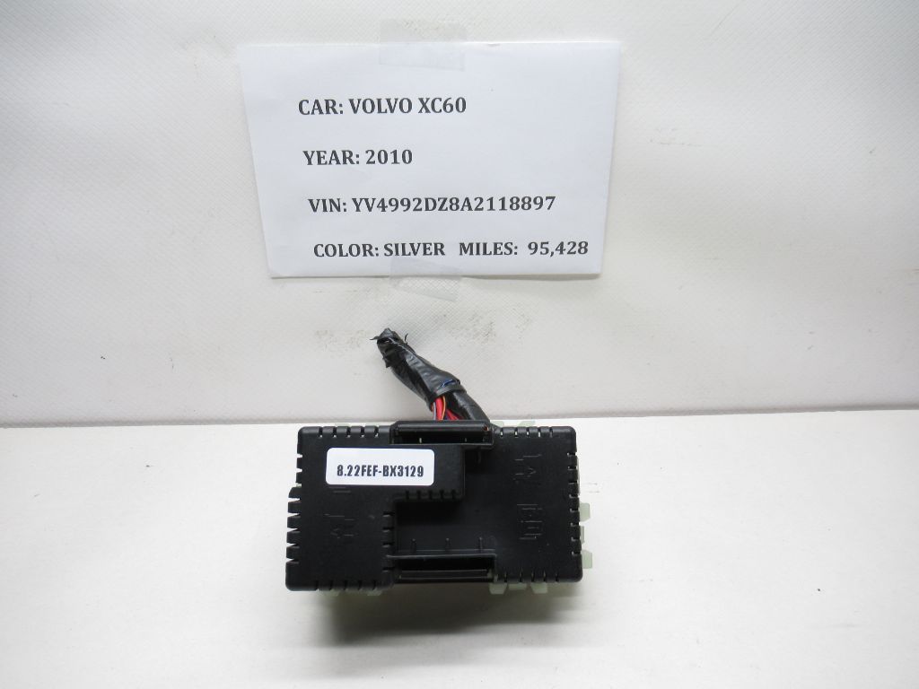 2010-2013 Volvo XC60 Rear Trunk Fuse Relay Box 6G9T14C507 OEM