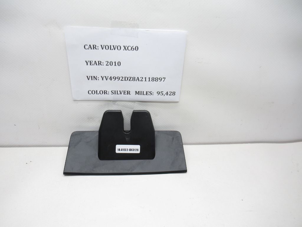 2010-2013 Volvo XC60 Lock Tailgate Boot Lid Lock Cover 30784557 OEM