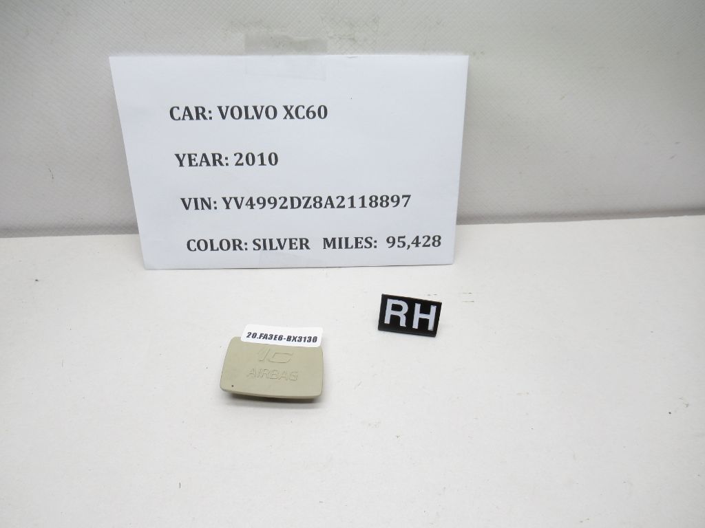 2010-2017 VOLVO XC60 Right Side Windshield PILLAR Trim Cover 30721142 OEM