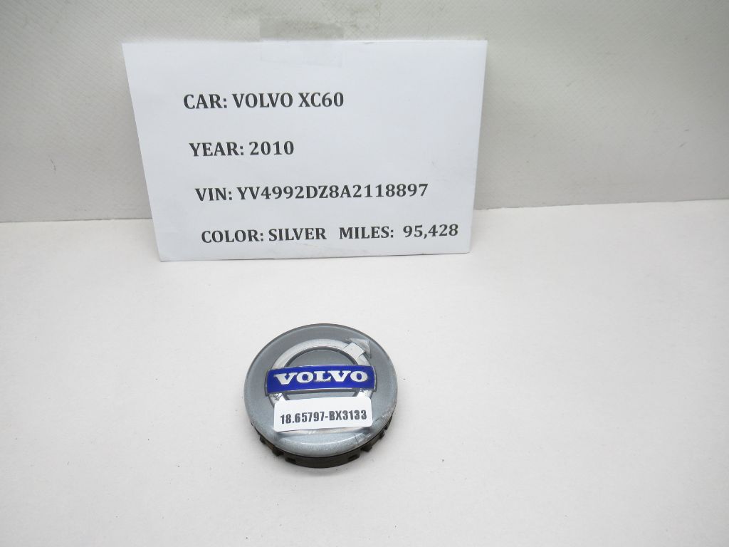 2010-2013 Volvo XC60 Wheel Center Cap 30666913 OEM