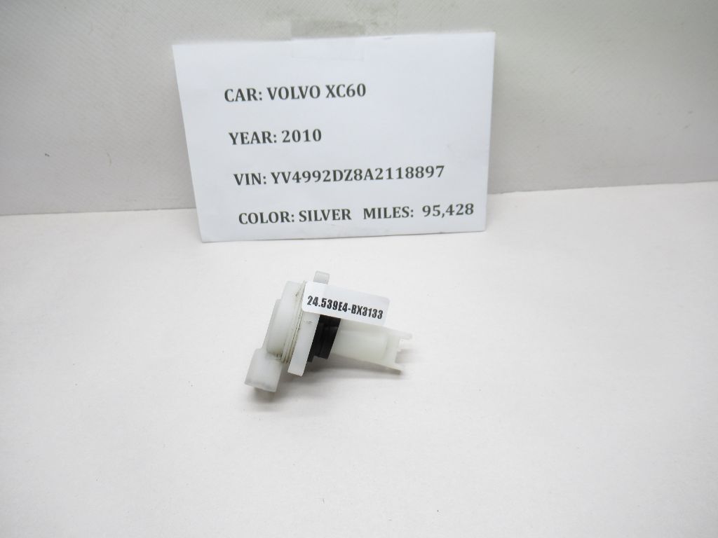 2010-2013 Volvo XC60 Level Sensor 7L14-17B649-AA OEM