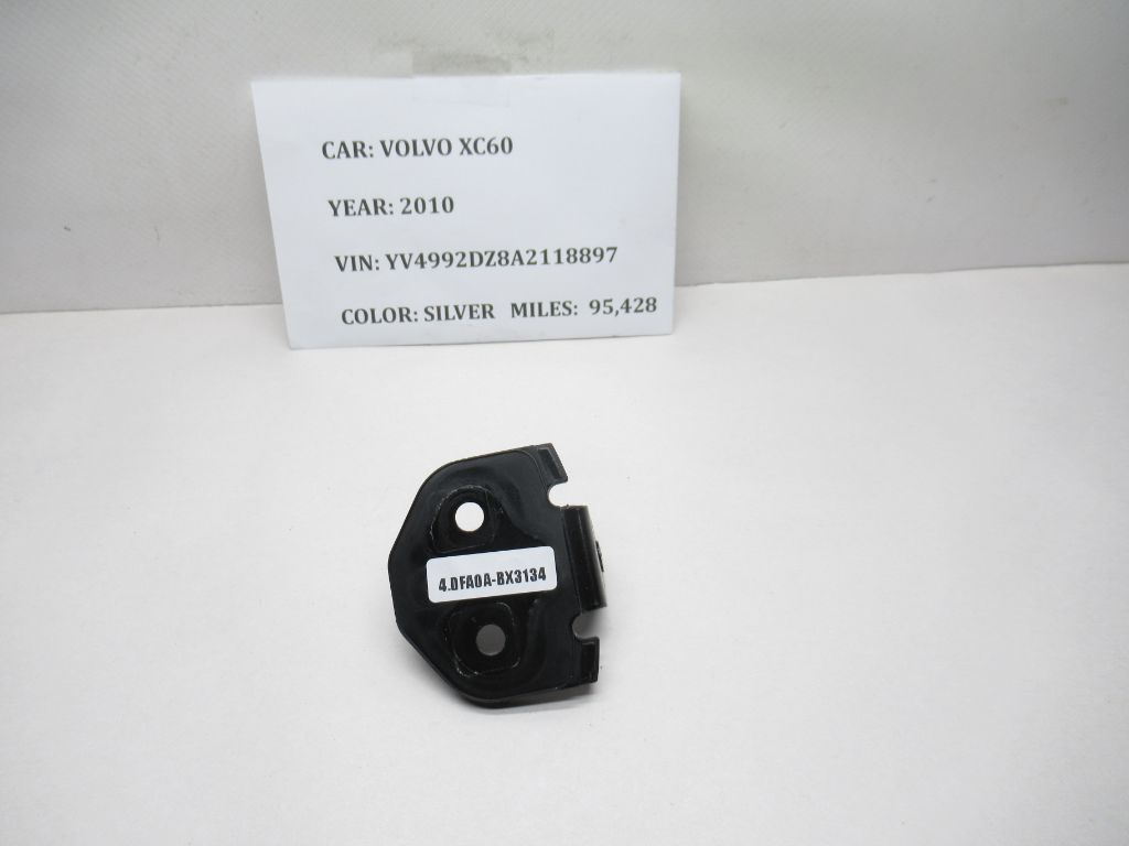 2010-2017 Volvo XC60 Wagon Door Striker Plate For Latch 30699650 OEM