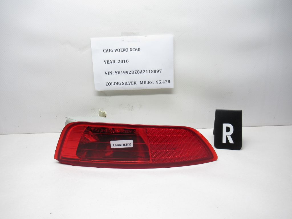 2010-2013 Volvo XC60 Rear Right Bumper Fog Light / Damaged 30763323 OEM