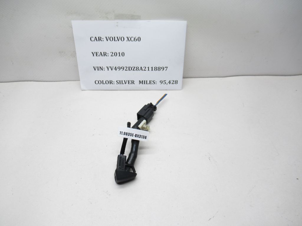2010-2013 Volvo XC60 Washer Nozzle 30796027 OEM