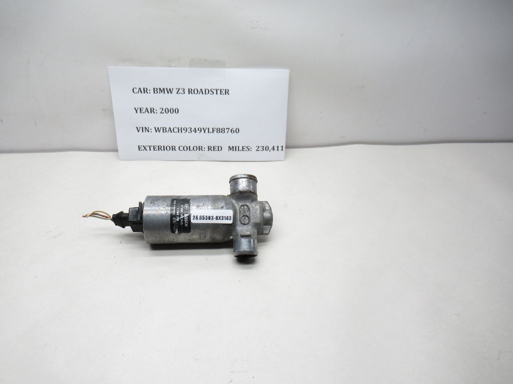 2000 BMW Z3 Mass Air Flow Sensor Idle Regulating Valve 1744713 OEM