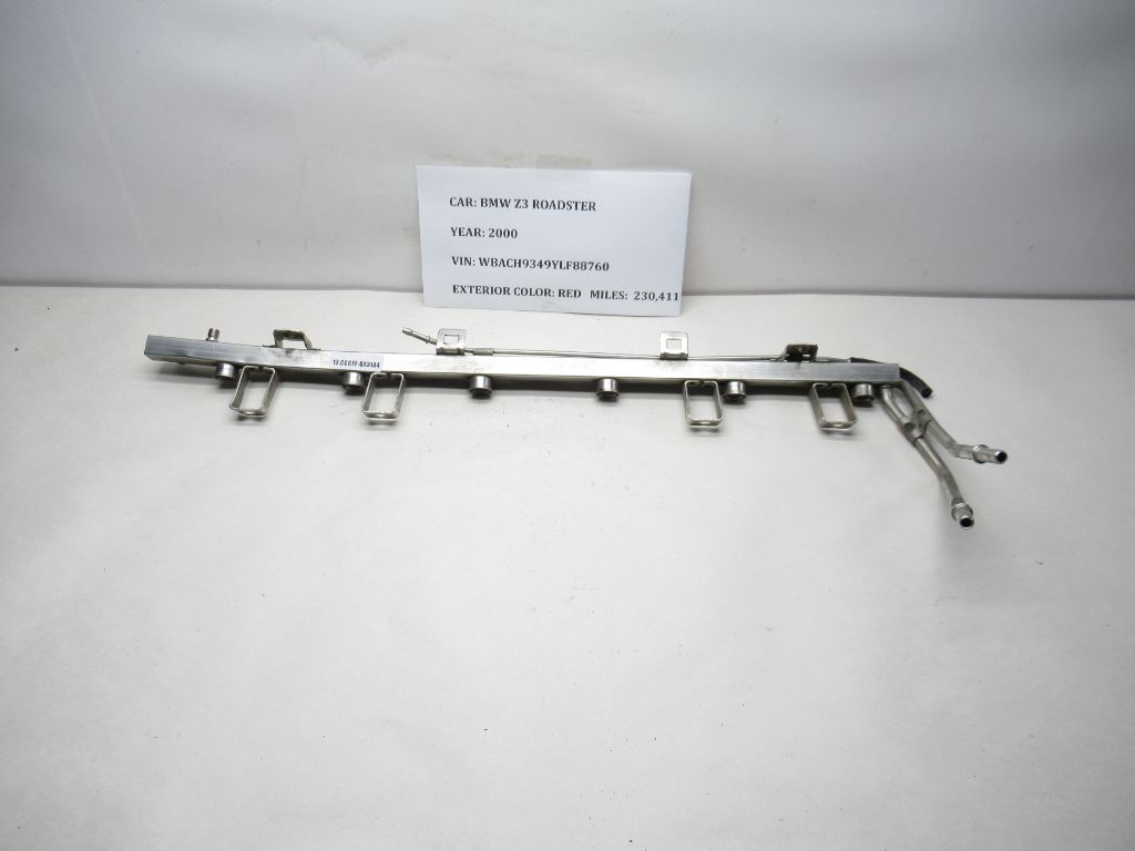 1999-2002 BMW Z3 Fuel Injector Rail Injection Tube 14330221353 OEM