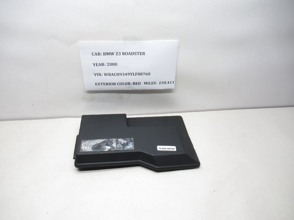 1999-2002 BMW Z3 Fuse Box Cover (Damaged) 61131387613 OEM