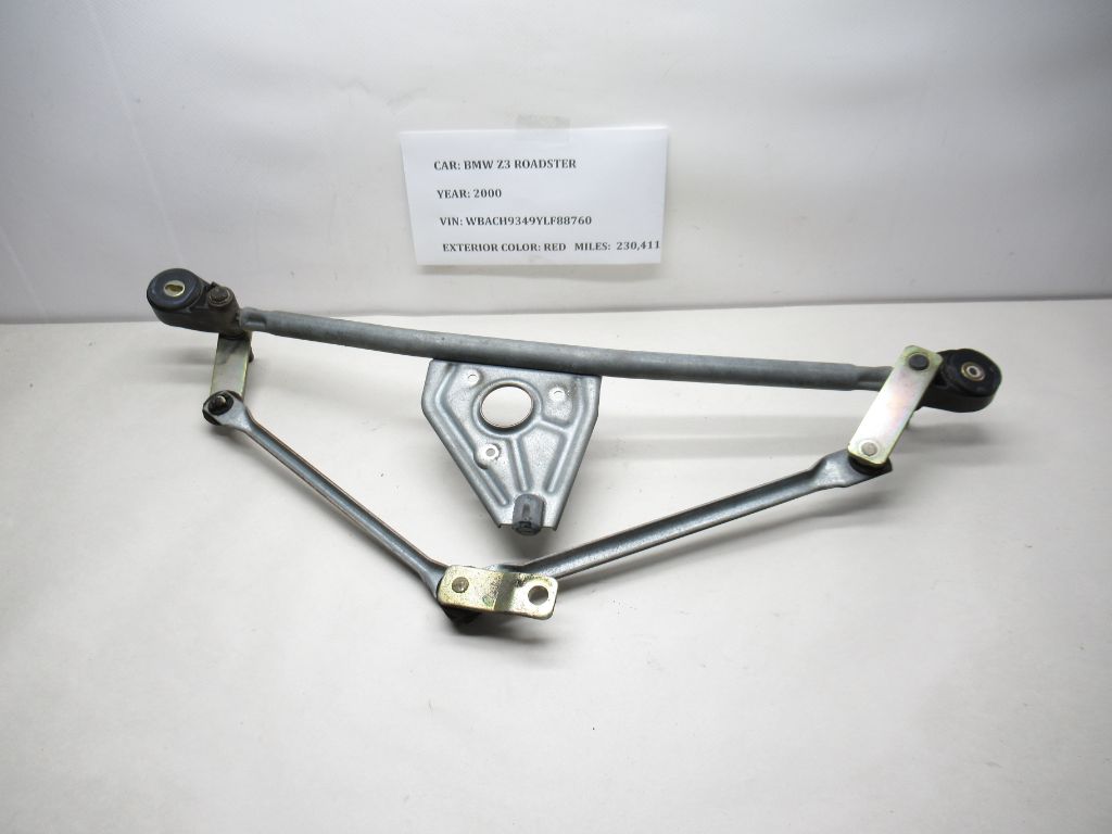 96-02 BMW Z3 ROADSTER Windshield Wiper Transmission Linkage Bracket 8389500 OEM