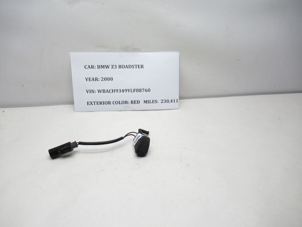 96-02 BMW Z3 Roadster Windshield Wiper Washer Nozzle 8376011 OEM