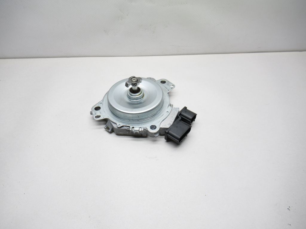 2019-2023 MAZDA 3 Variable Valve Timing Control Solenoid 235100-0873 OEM