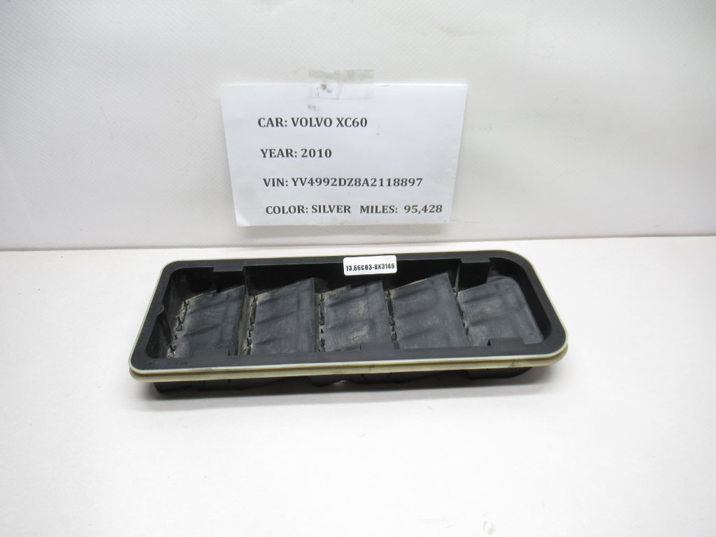 2010-2013 Volvo XC60 Air Duct Vent 8623444 OEM