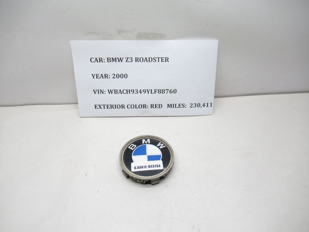 1996-2002 BMW Z3 Roadster Wheel Center Cap 1095361 OEM