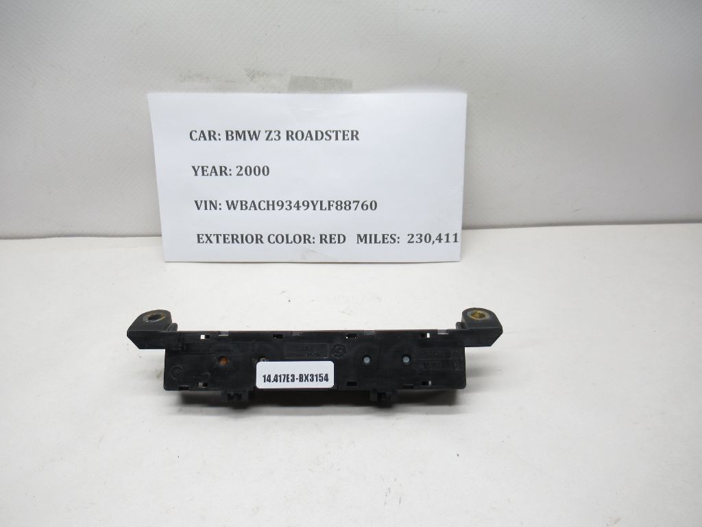 1996-2002 BMW E36 Z3 Electrical Single Component Fuse Housing Base 8380277 OEM