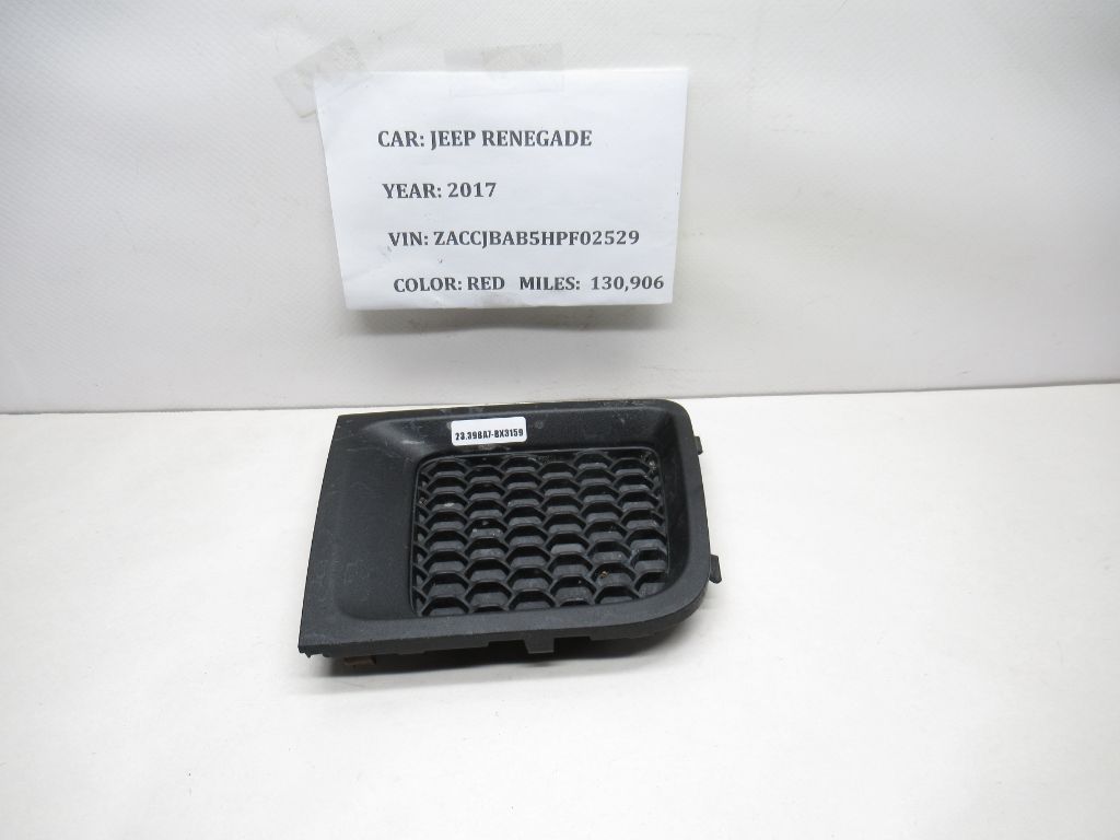 2015-2018 Jeep Renegade Front Left Lower Bumper Insert Grill Cover 735587834 OEM