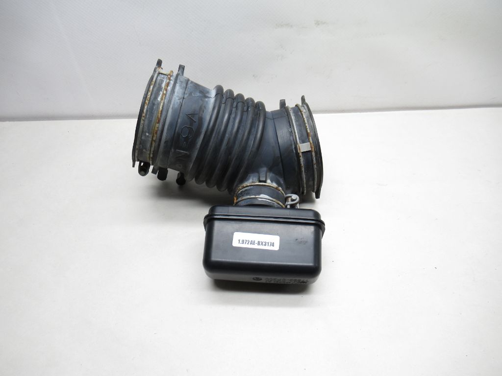 2017-2019 Toyota Sienna 3.5L Engine Air Cleaner Intake Duct 17893-0P200 OEM