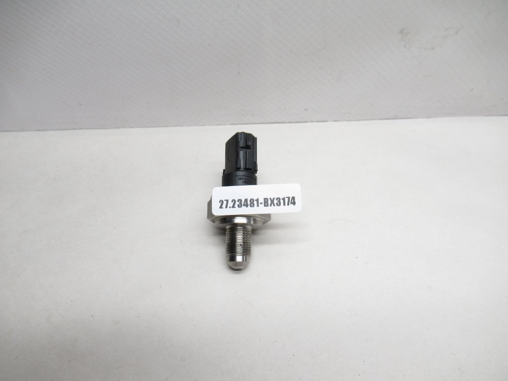 2017-2020 TOYOTA HIGHLANDER Fuel Pressure Sensor 8945878020 OEM