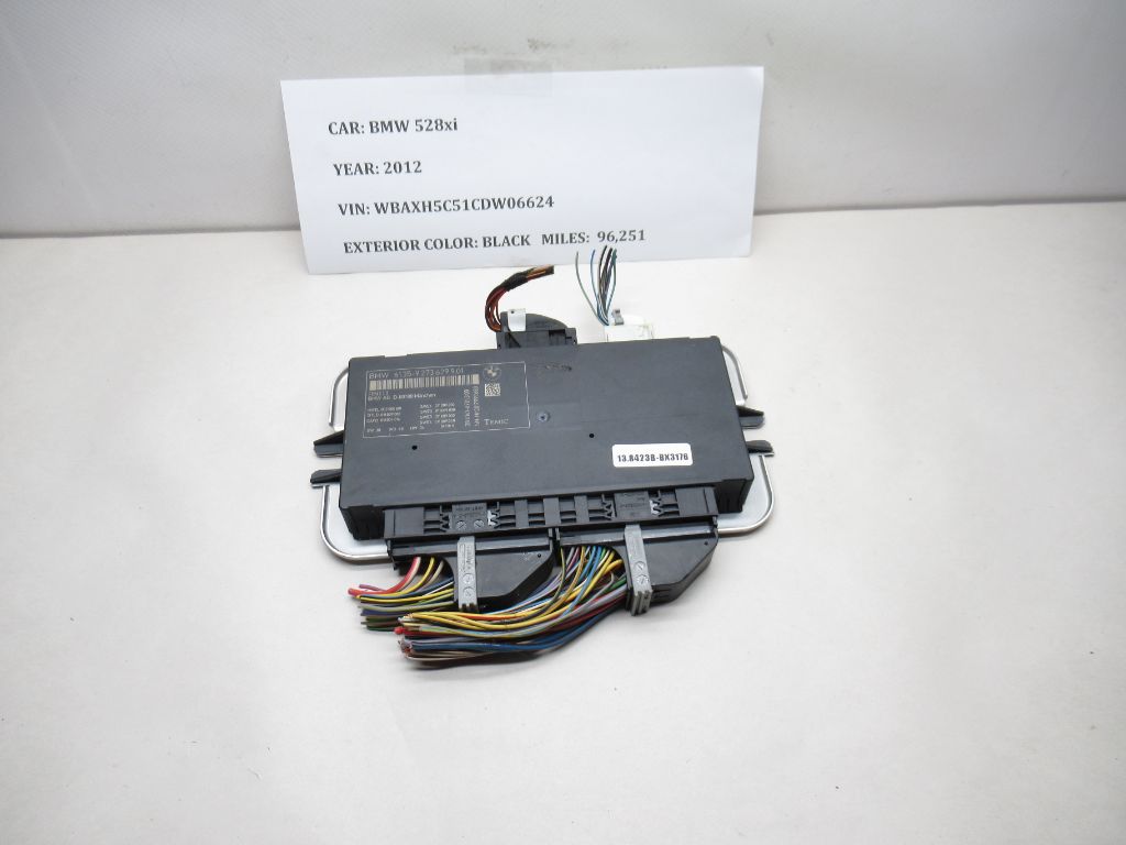 2012-2016 BMW 528i xDrive Footwell Light Control Module 9273629.9 OEM