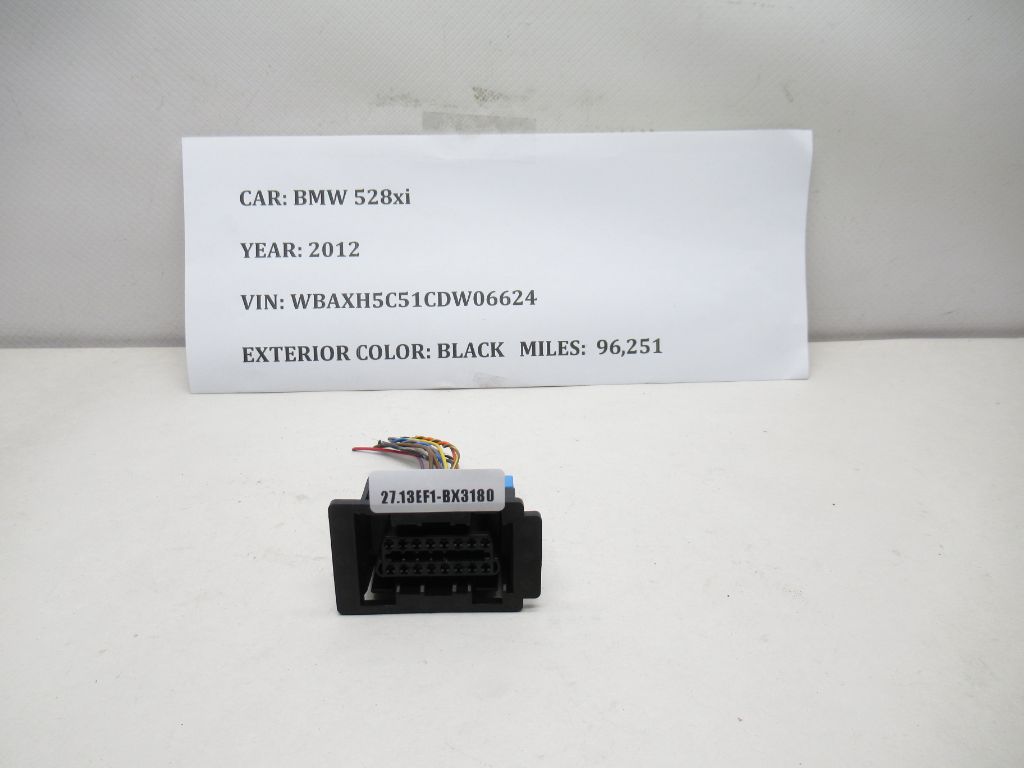12-16 BMW 528i xDrive Diagnostic Plug Light Socket Housing Cover Cap 9689174 OEM