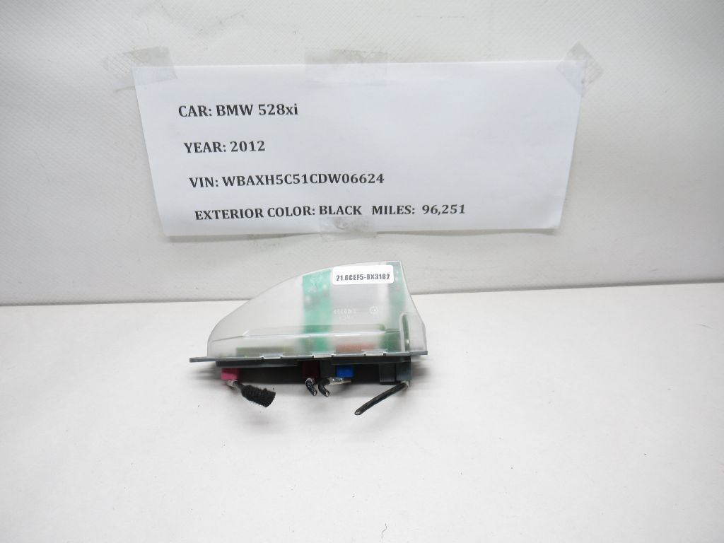 2012-2016 BMW 528i xDrive Roof Antenna ED914146002 OEM