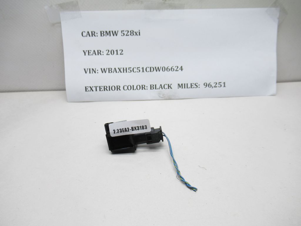 2012-2015 BMW 528xi Sensor 6577922417704 OEM