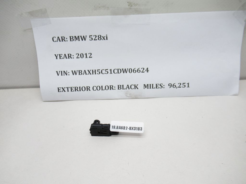 2011-2015 BMW 528xi Interior LED Light Module 9163755 OEM