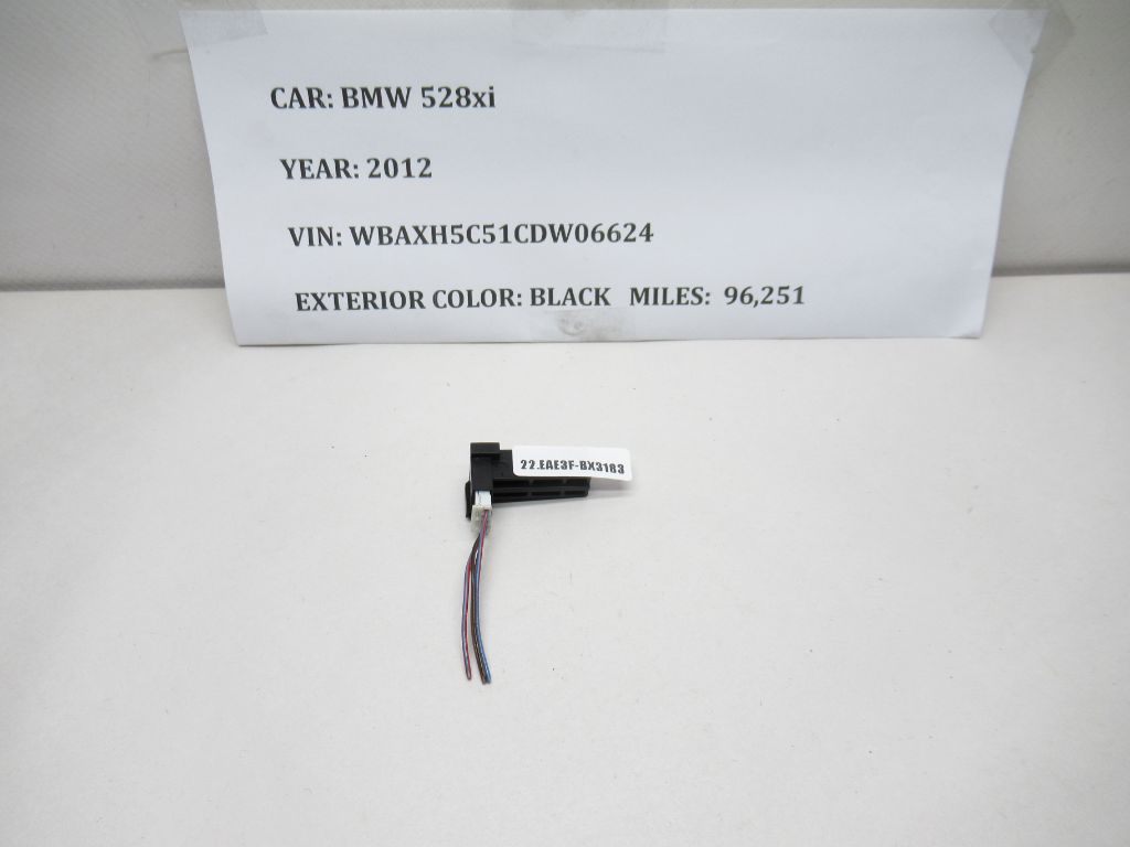 12-16 BMW 528xi Brake Pedal Stop Light Lamp Switch Sensor 6967601 OEM